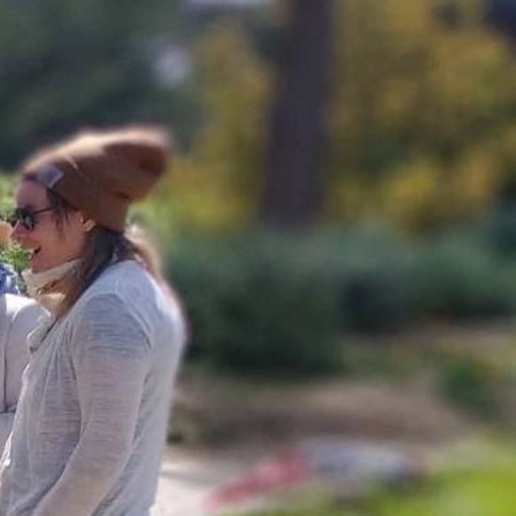 Meet your Posher, Deborah - Picture 1 of 1